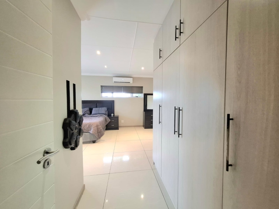 3 Bedroom Property for Sale in Nahoon Valley Park Eastern Cape